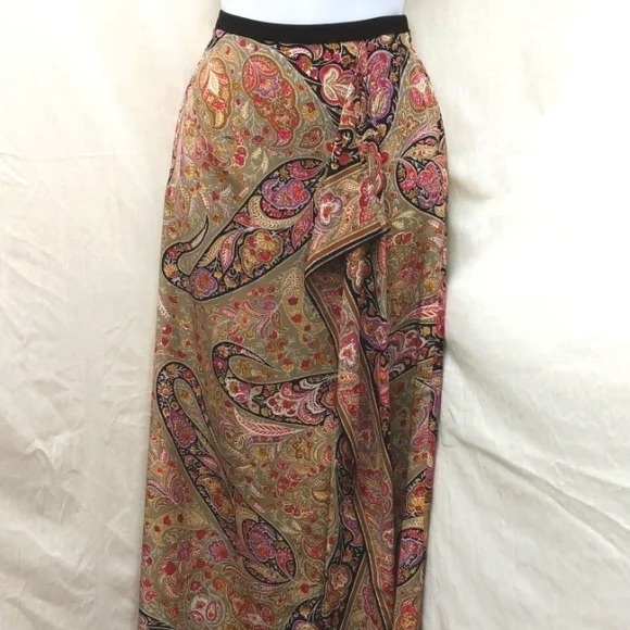 Silk Skirt - Picture 1 of 5